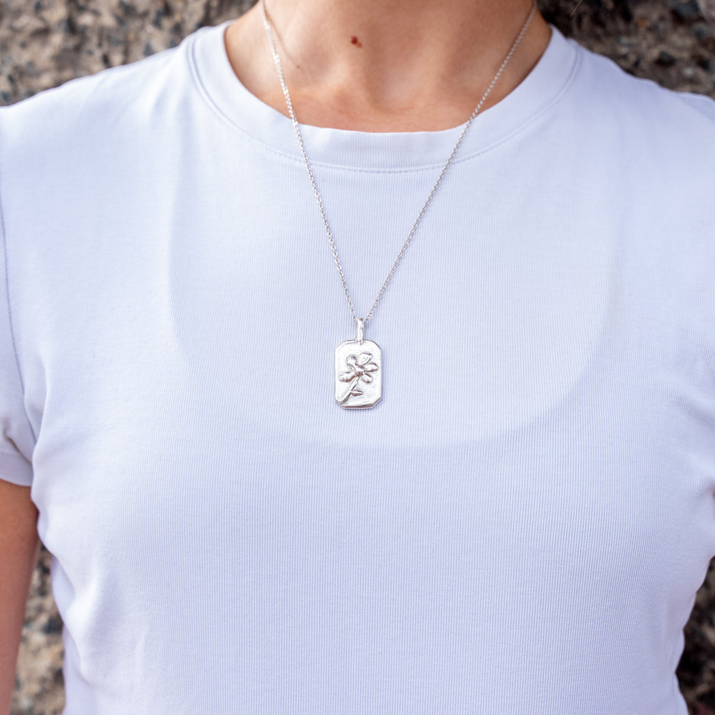 Freeflow Flower Pendant