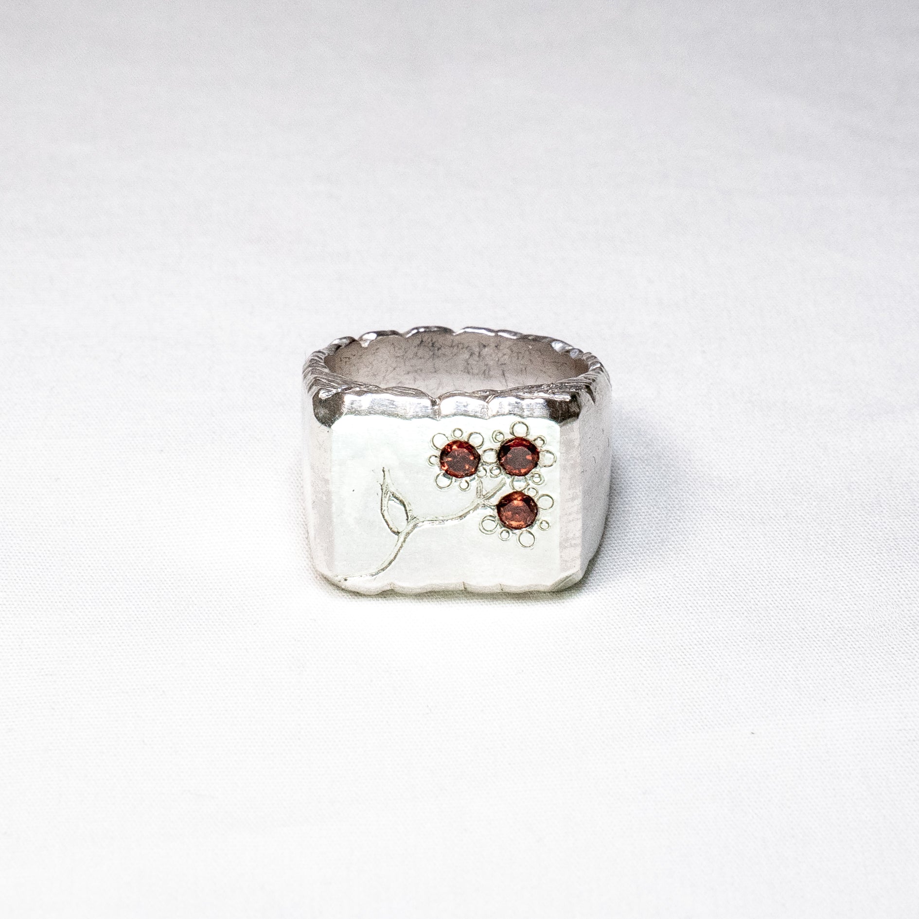 The Rose From The Rubble Ring