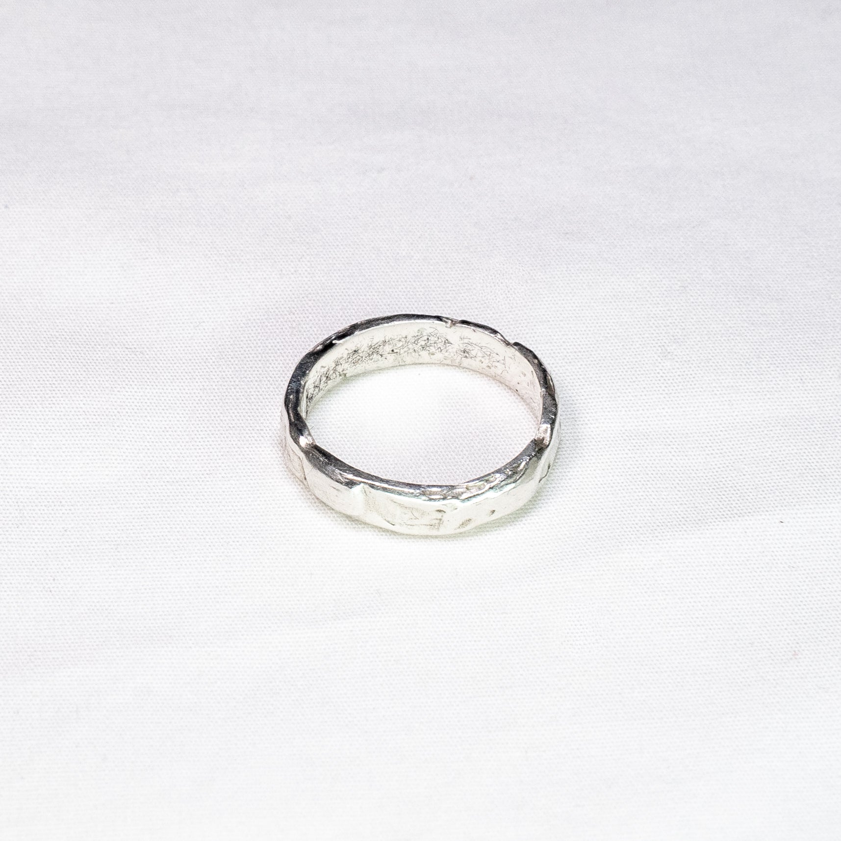 Organic textured band